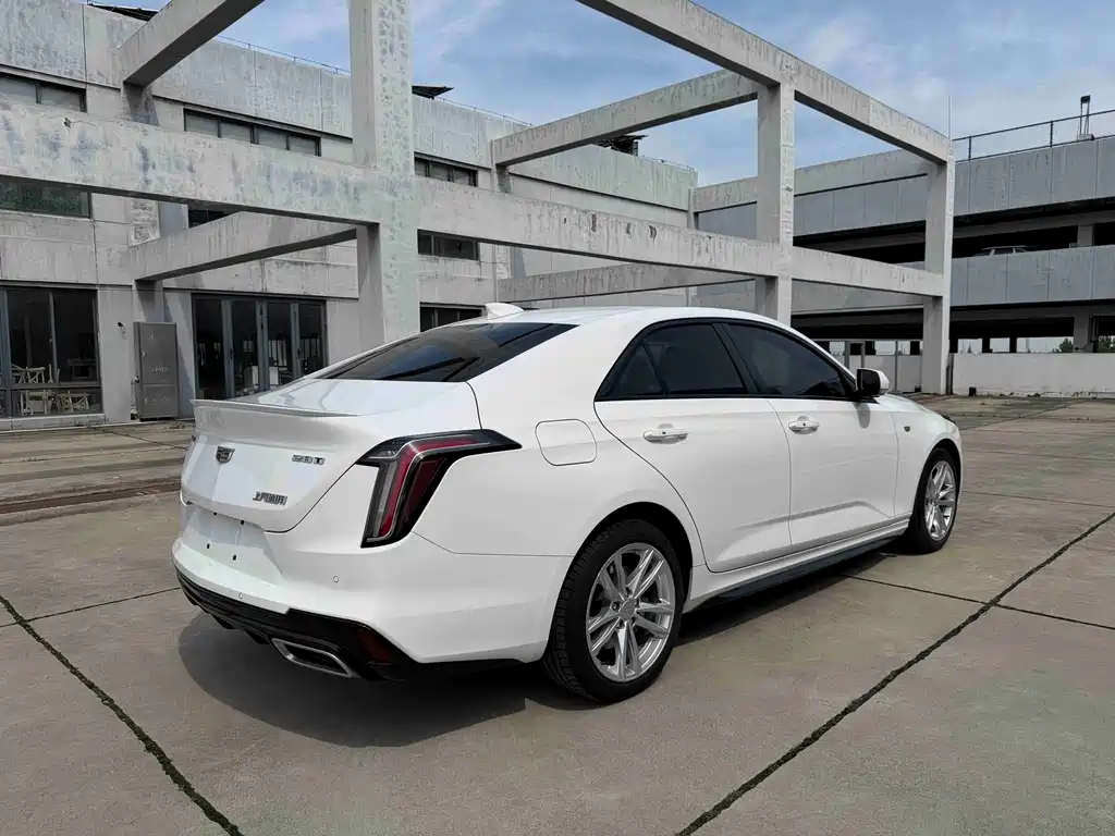 Cadillac CT4 2020 — фото 4