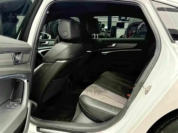 Audi A6L 2020