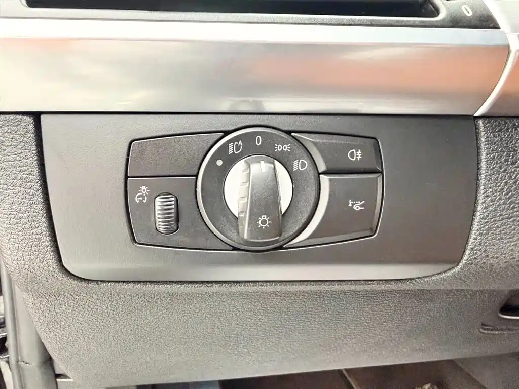 BMW X5 M 2011 — фото 17