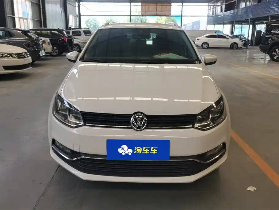 Volkswagen Polo 2014