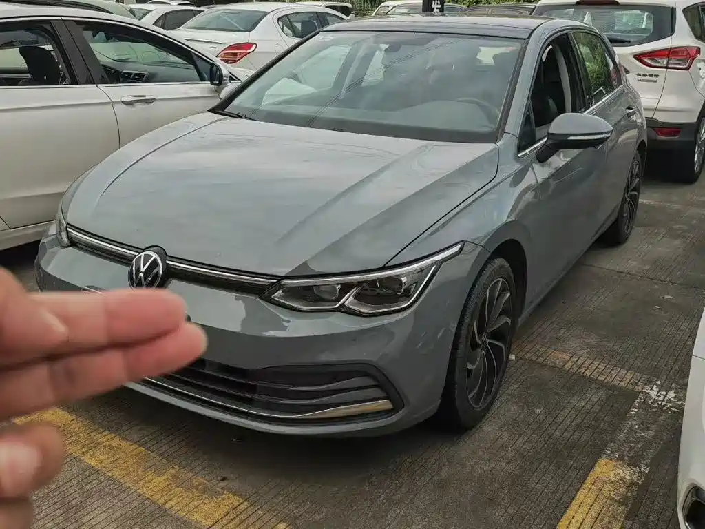 Volkswagen Golf 2022
