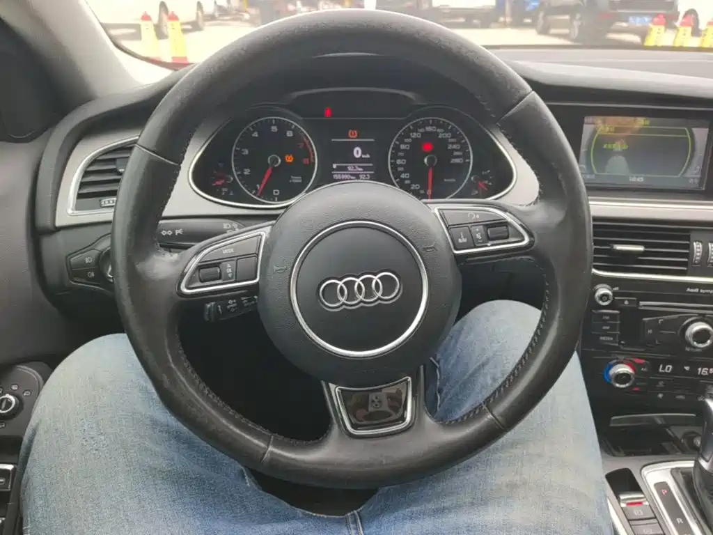 Audi A4L 2015 — фото 11
