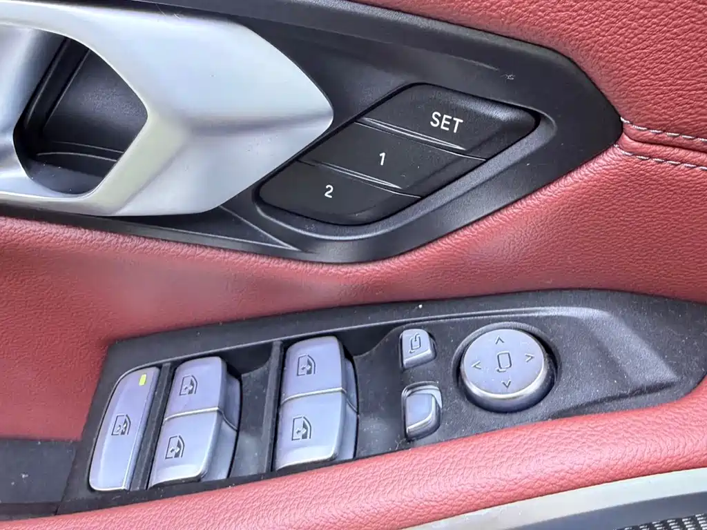 BMW 3 Series 2023 — фото 15