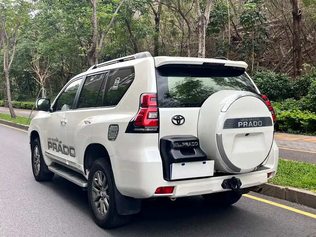 Toyota Prado 2018 — фото 19