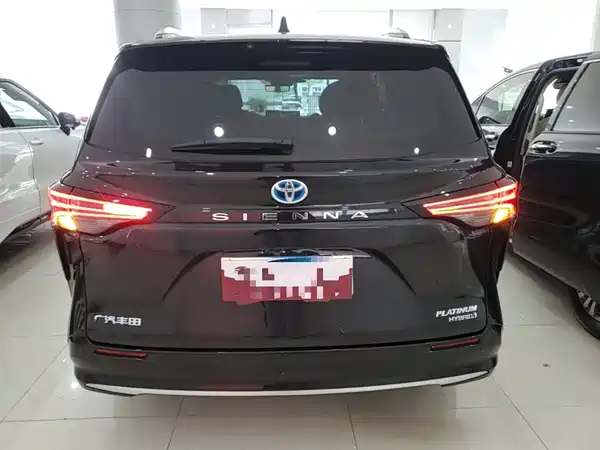 Toyota Sienna 2021