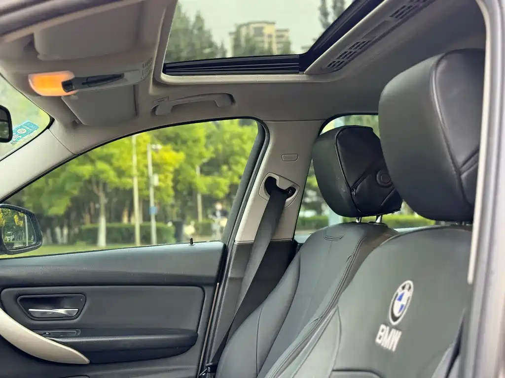 BMW 3 Series 2015 — фото 9