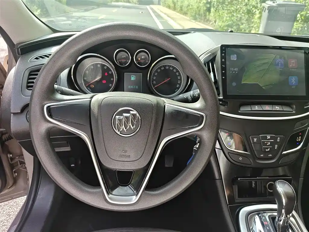Buick Regal 2017 — фото 4