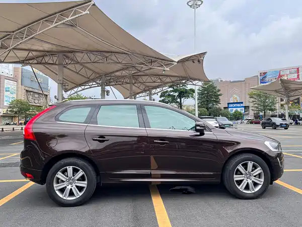 Volvo XC60 2017