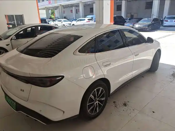 BYD Seal 06 2025