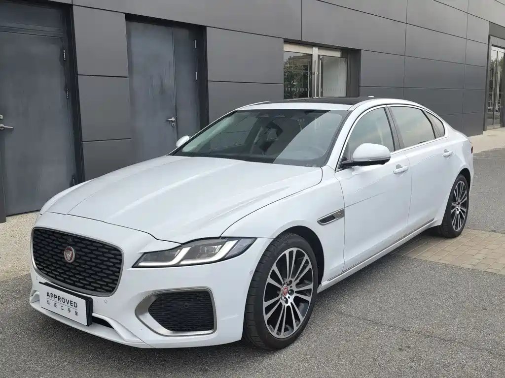 Jaguar XFL 2025