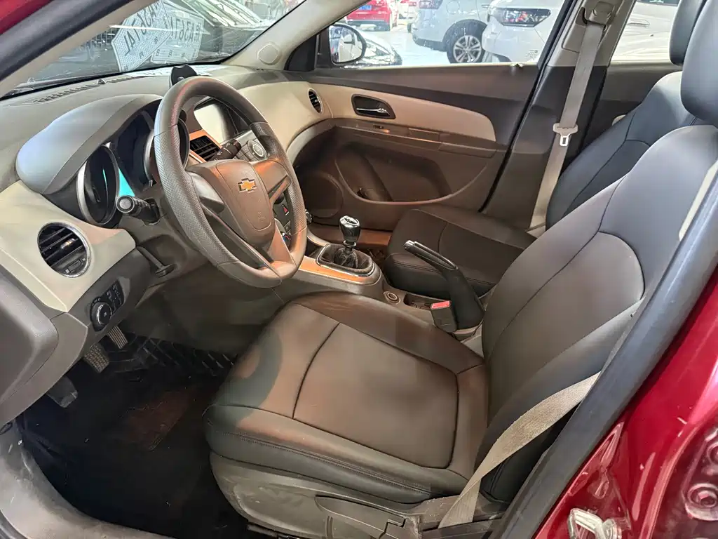 Chevrolet Cruze 2015