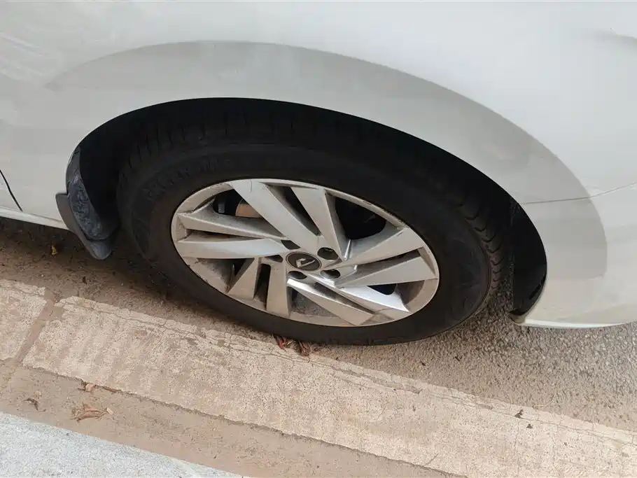 Jetta VA3 2022