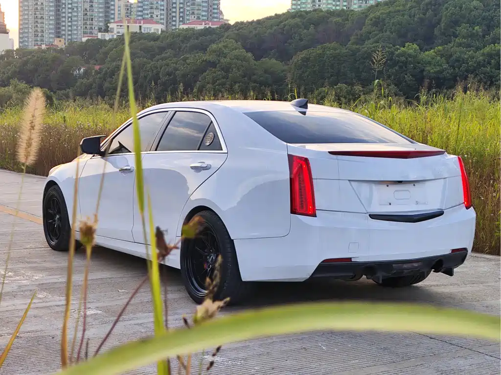 Cadillac ATS-L 2018 — фото 10