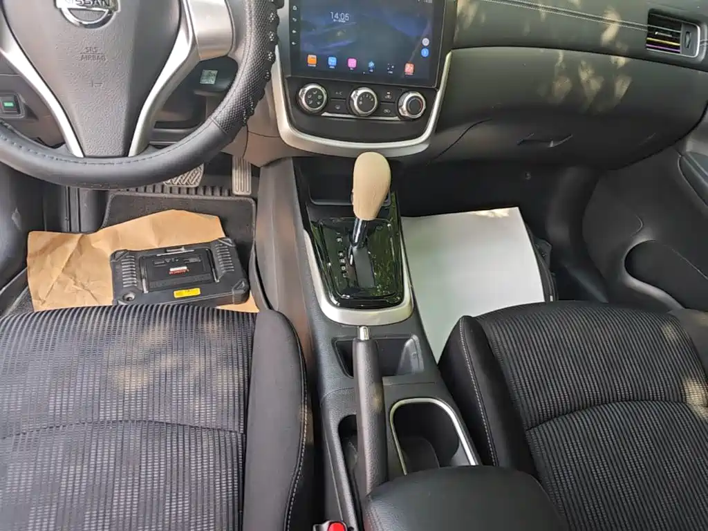 Nissan Tiida 2018 — фото 14