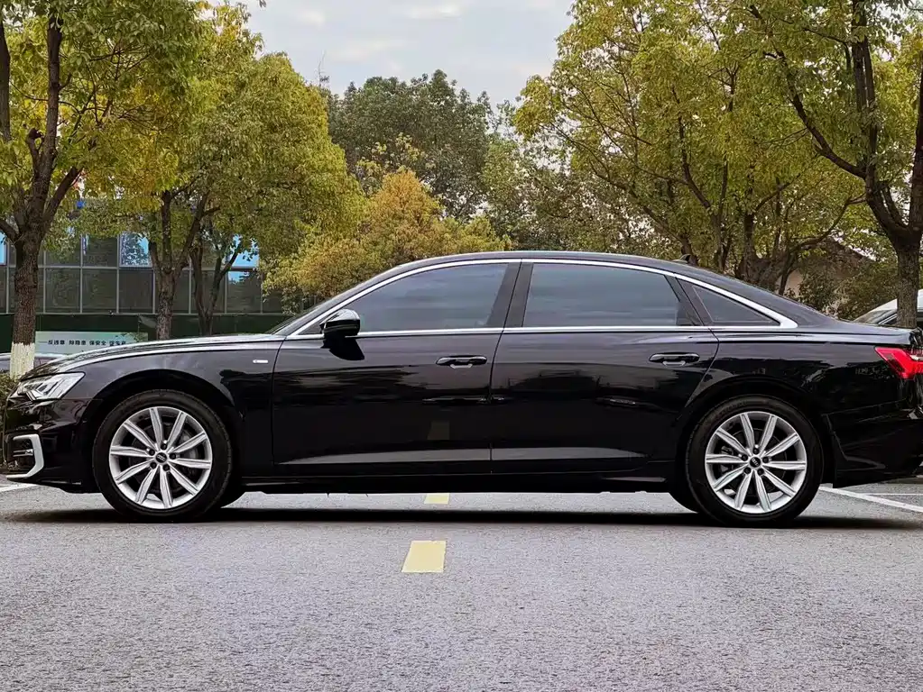 Audi A6L 2024 — фото 8