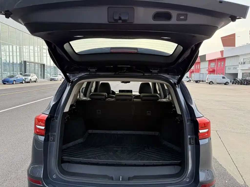 BYD Song New Energy 2019 — фото 17