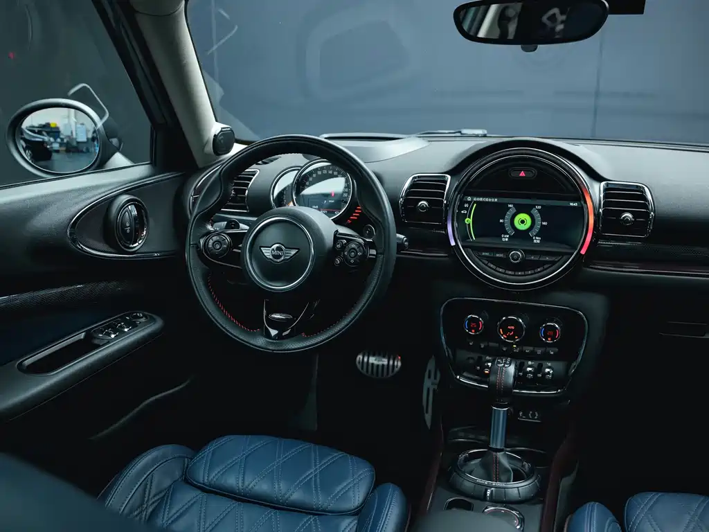 MINI Clubman 2017 — фото 18