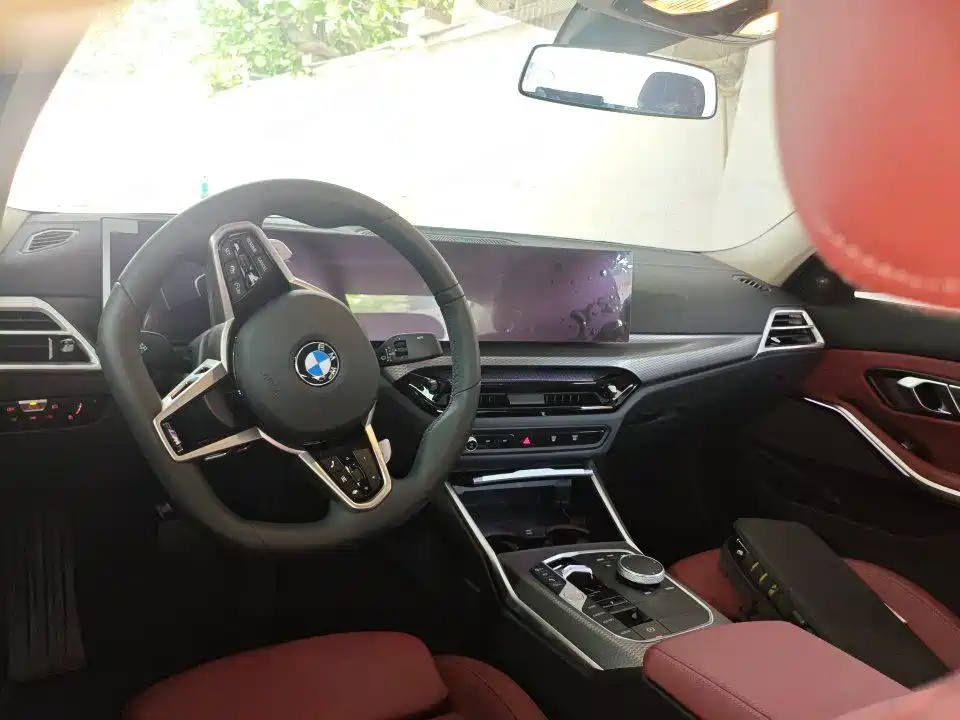 BMW 3 Series 2025