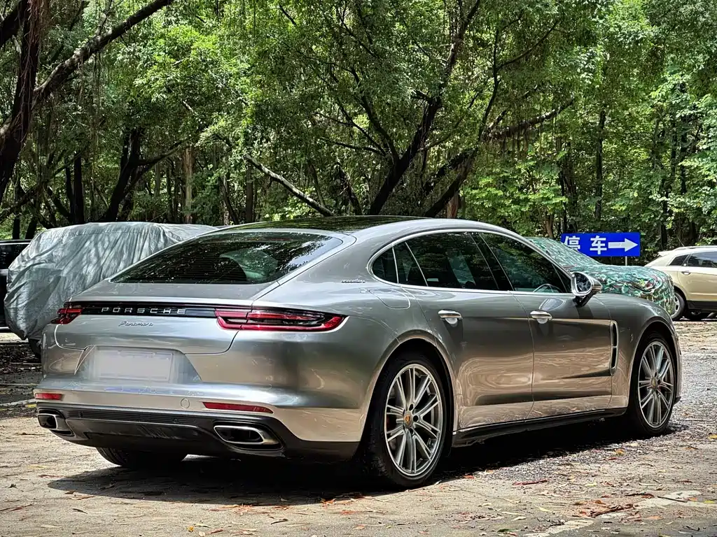 Porsche Panamera 2021 — фото 2