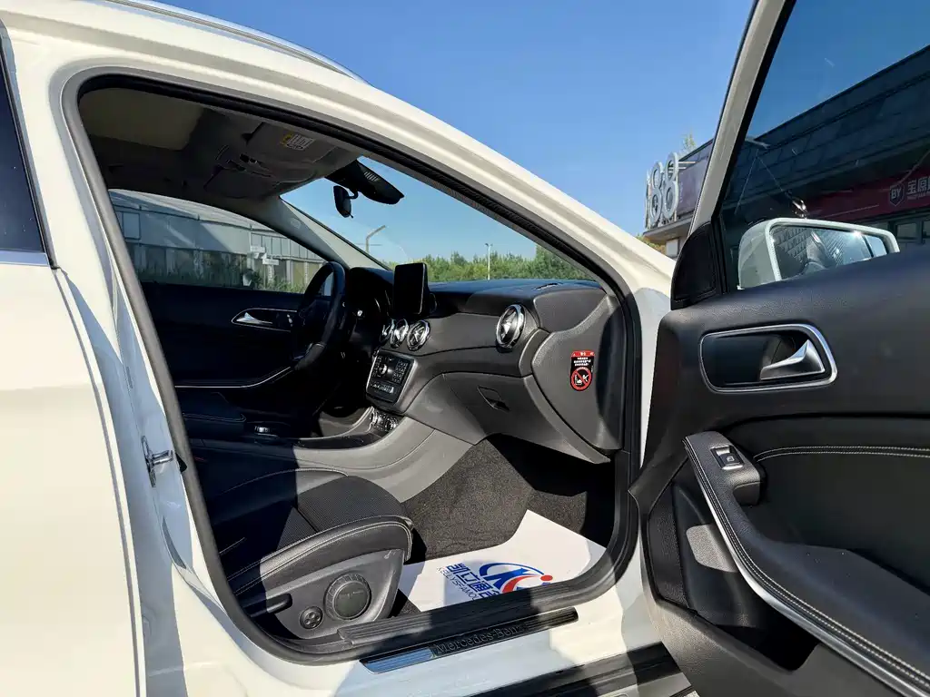 Mercedes-Benz GLA 2019 — фото 12