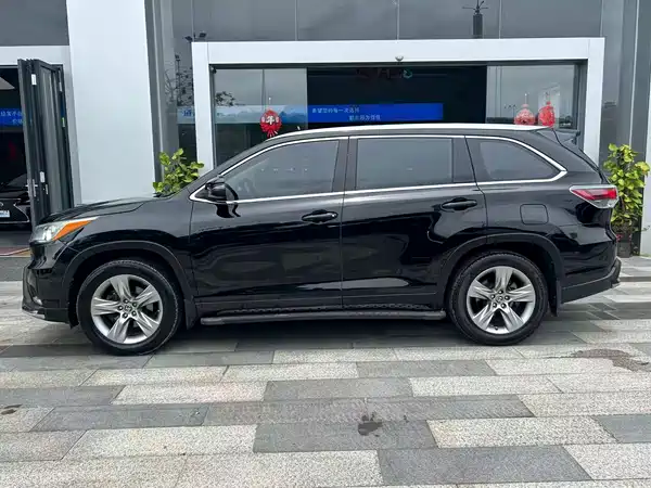Toyota Highlander 2018