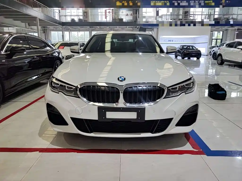 BMW 3 Series 2022