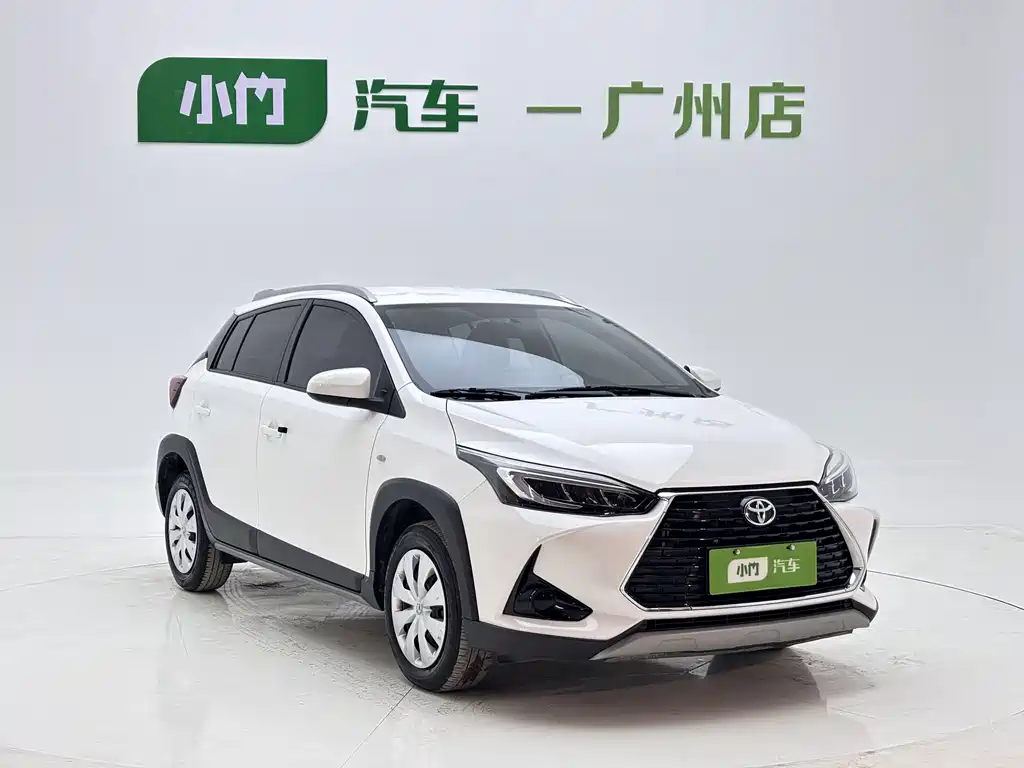 Toyota Yaris L 2023