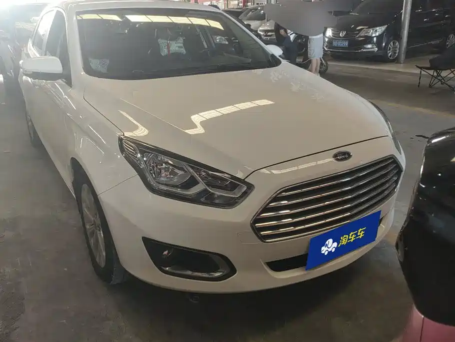Ford Escort 2017