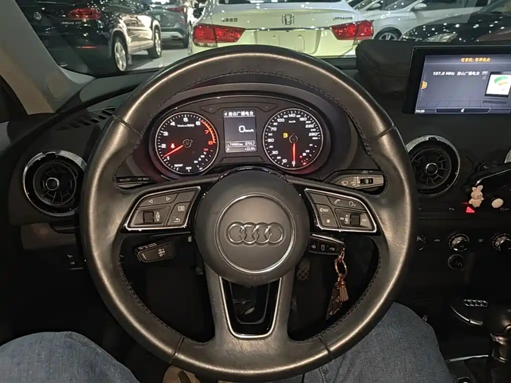 Audi A3 2020 — фото 11