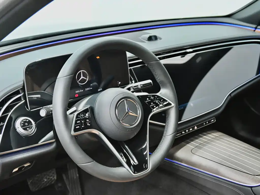 Mercedes-Benz E-Class New Energy 2025 — фото 19