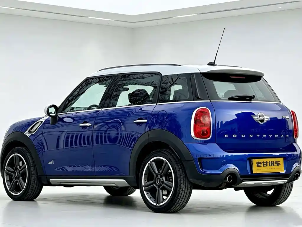 MINI Countryman 2016