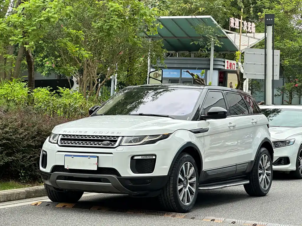 Land Rover Range Rover Evoque 2018 — фото 1