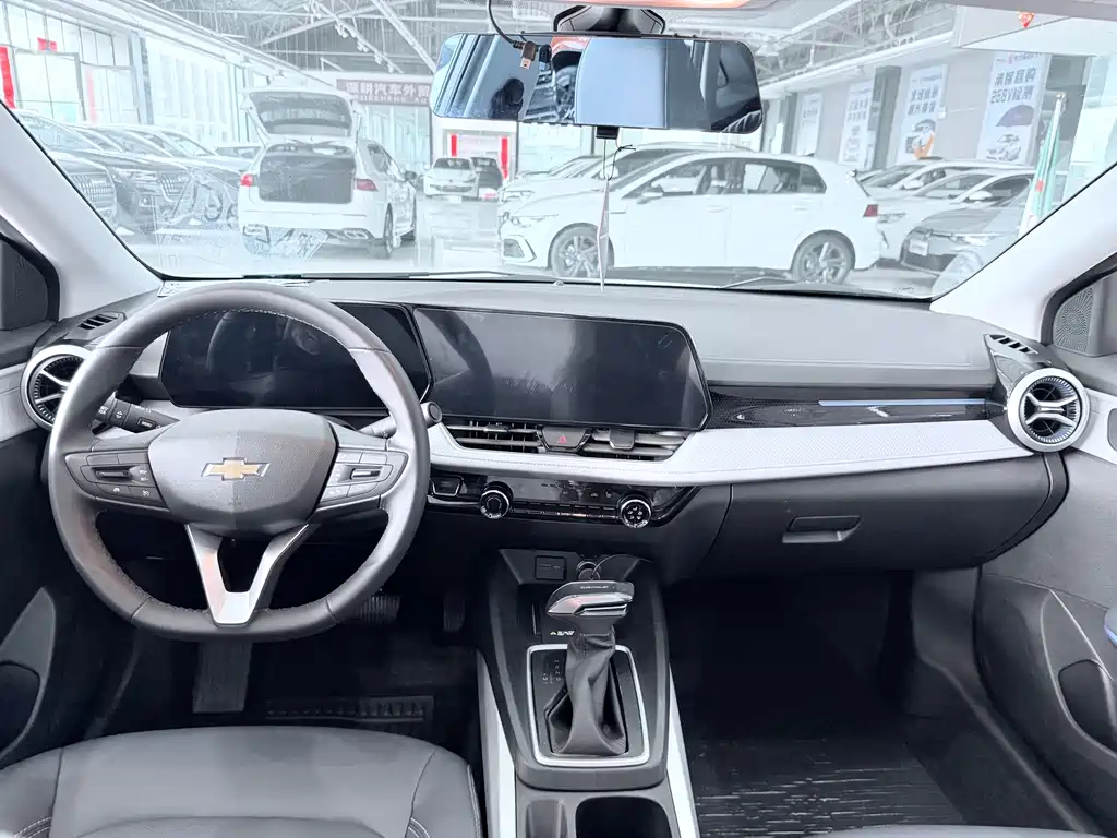Chevrolet Monza 2023