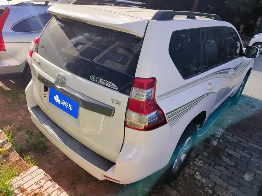 Toyota Prado 2015