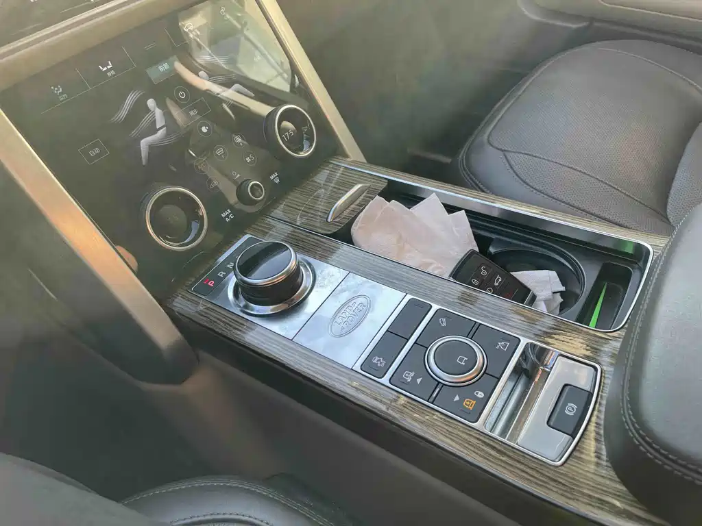 Land Rover Range Rover 2018 — фото 12
