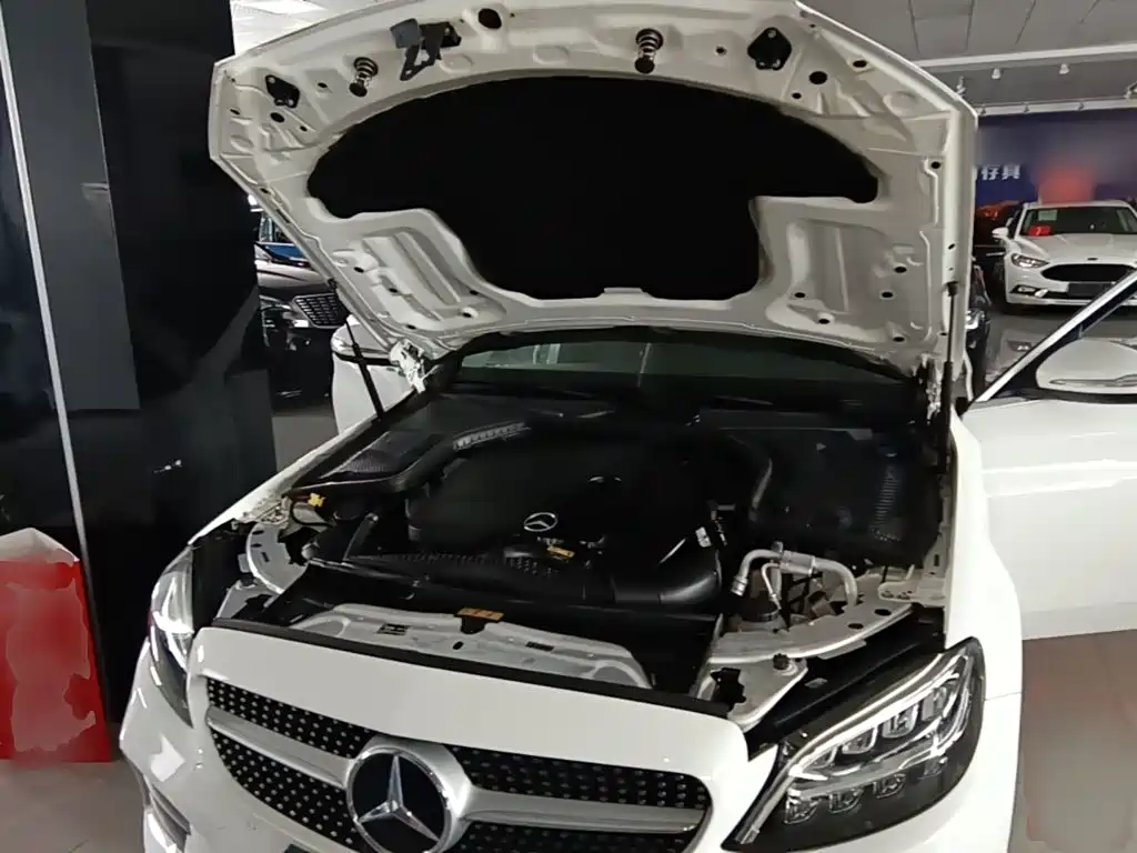 Mercedes-Benz C-Class 2019 — фото 20