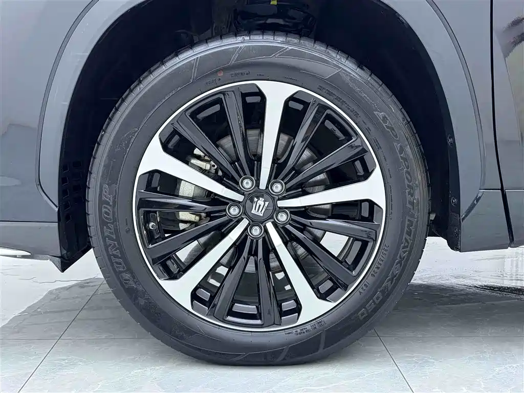 Toyota Crown Kluger 2023 — фото 10