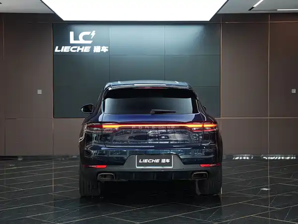 Porsche Macan 2020