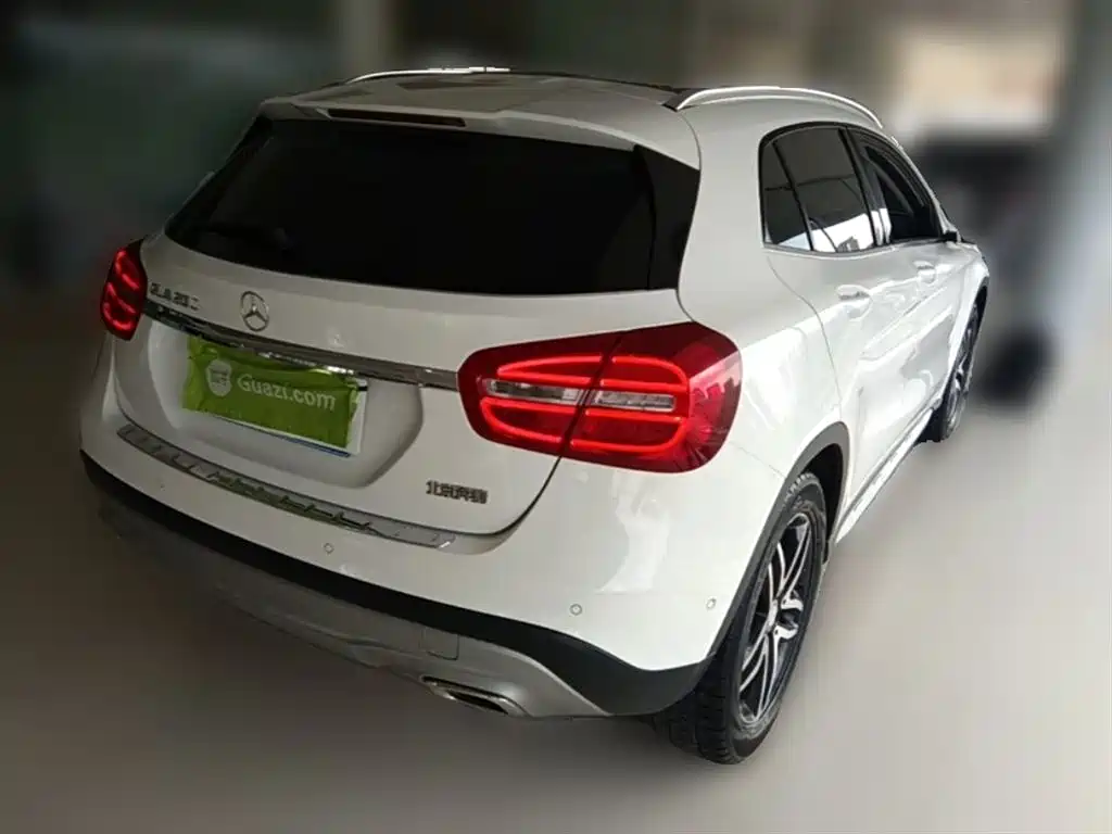 Mercedes-Benz GLA 2017 — фото 12