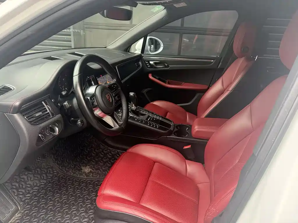 Porsche Macan 2019 — фото 9