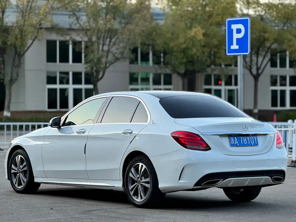 Mercedes-Benz C-Class 2018 — фото 3