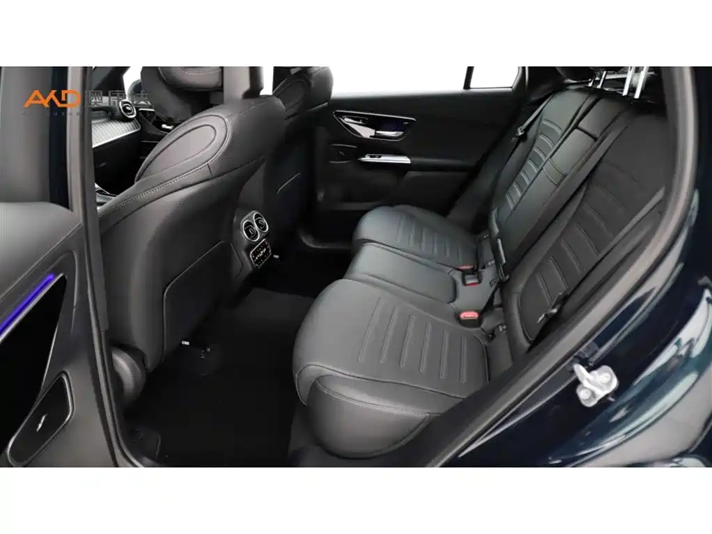 Mercedes-Benz GLC 2023