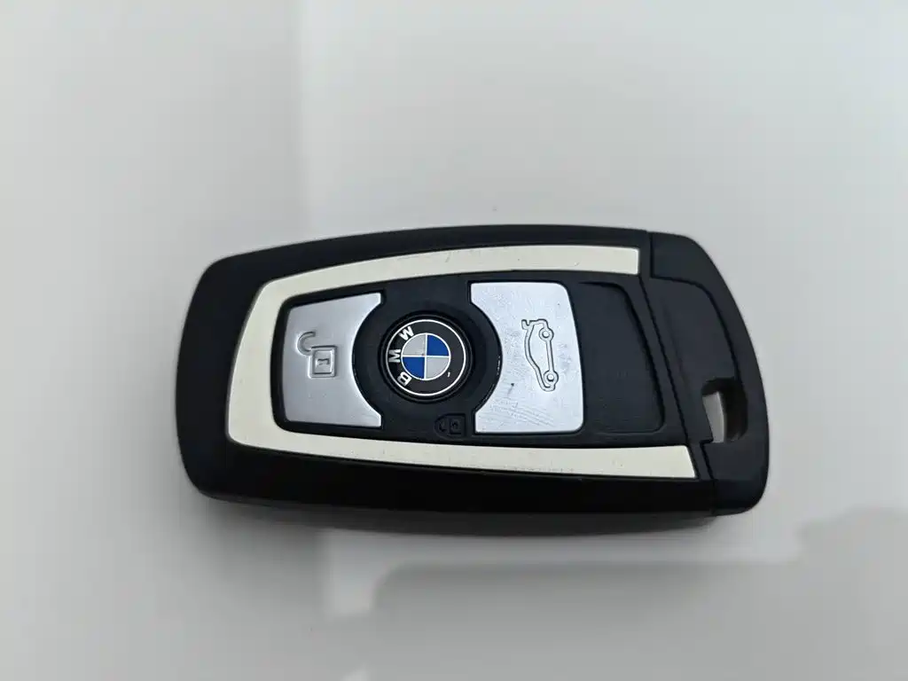 BMW 1 Series 2012 — фото 19