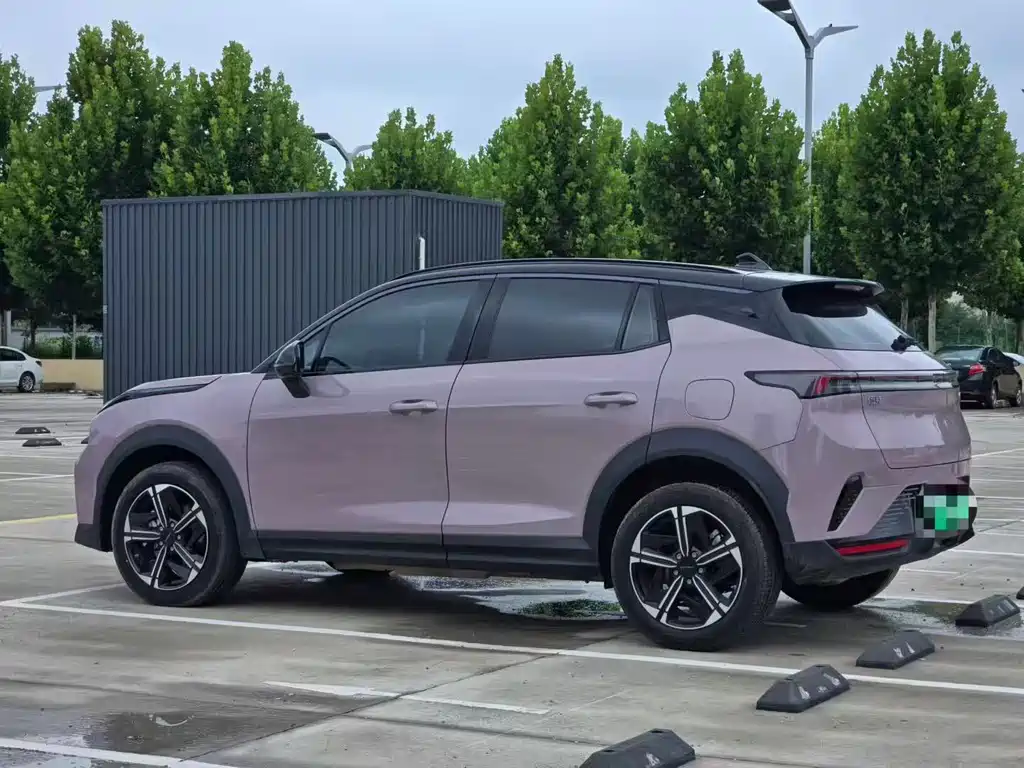 Lynk & Co 06 EM-P 2024 — фото 10