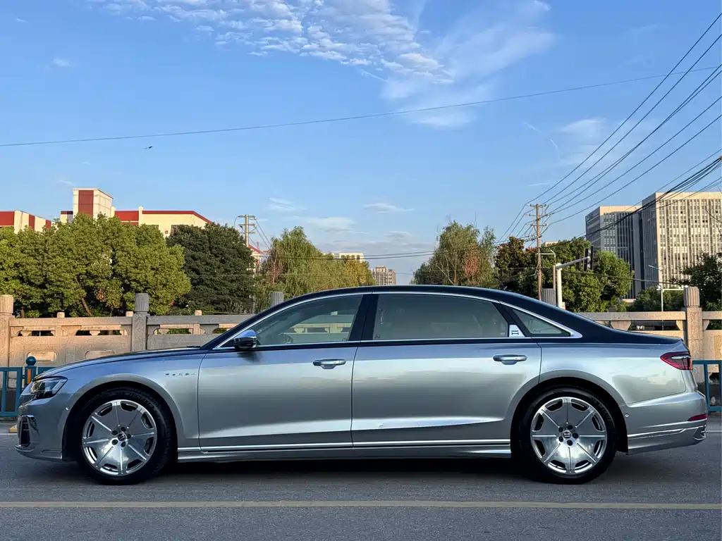 Audi A8 2022