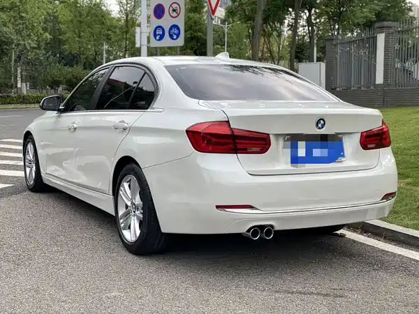 BMW 3 Series 2017