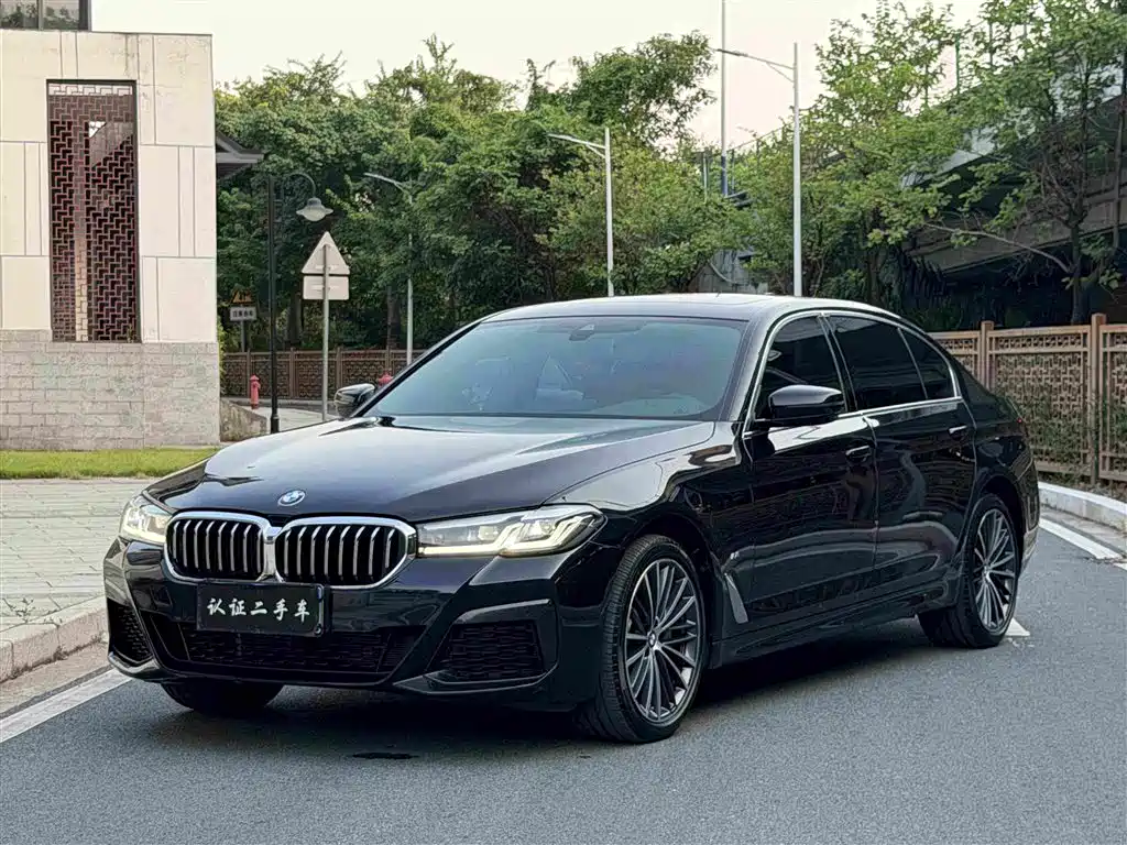 BMW 5 Series 2023