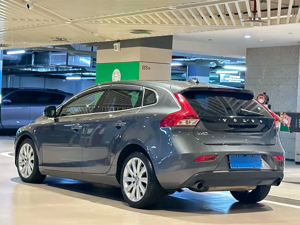 Volvo V40 2014 — фото 4