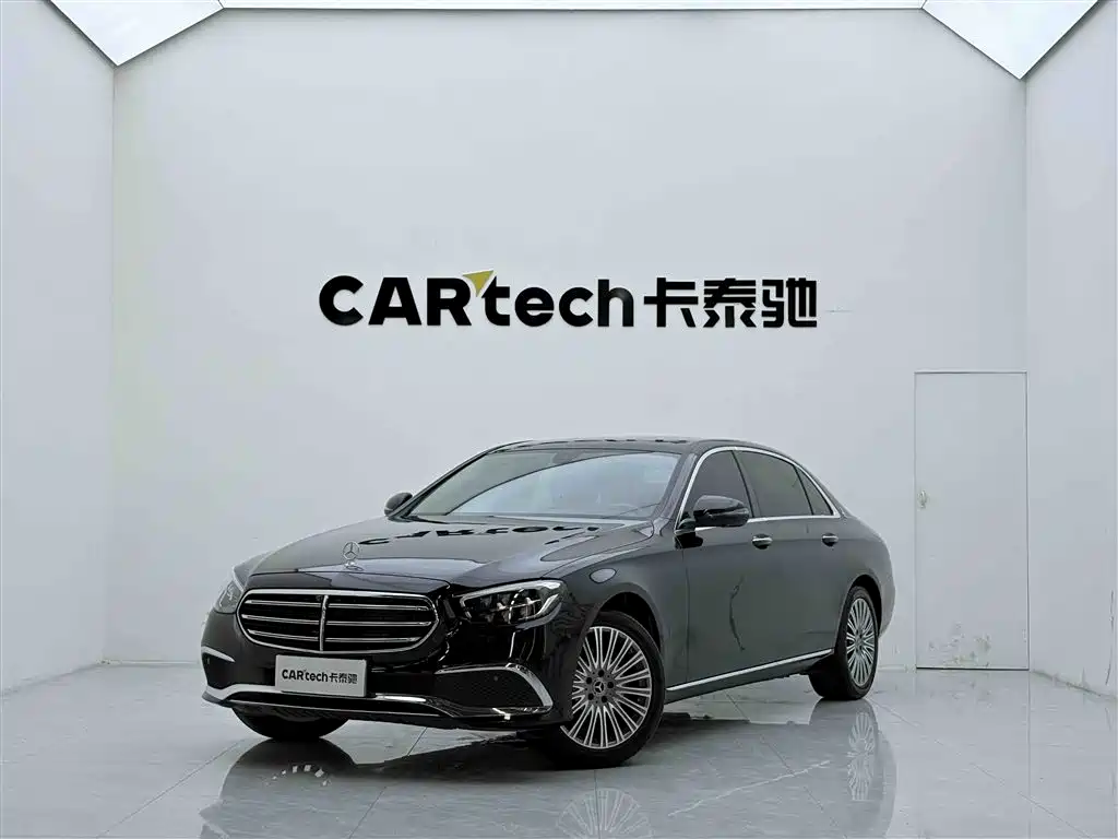 Mercedes-Benz E-Class 2023 — фото 1