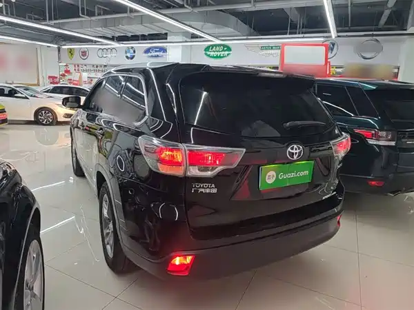 Toyota Highlander 2015